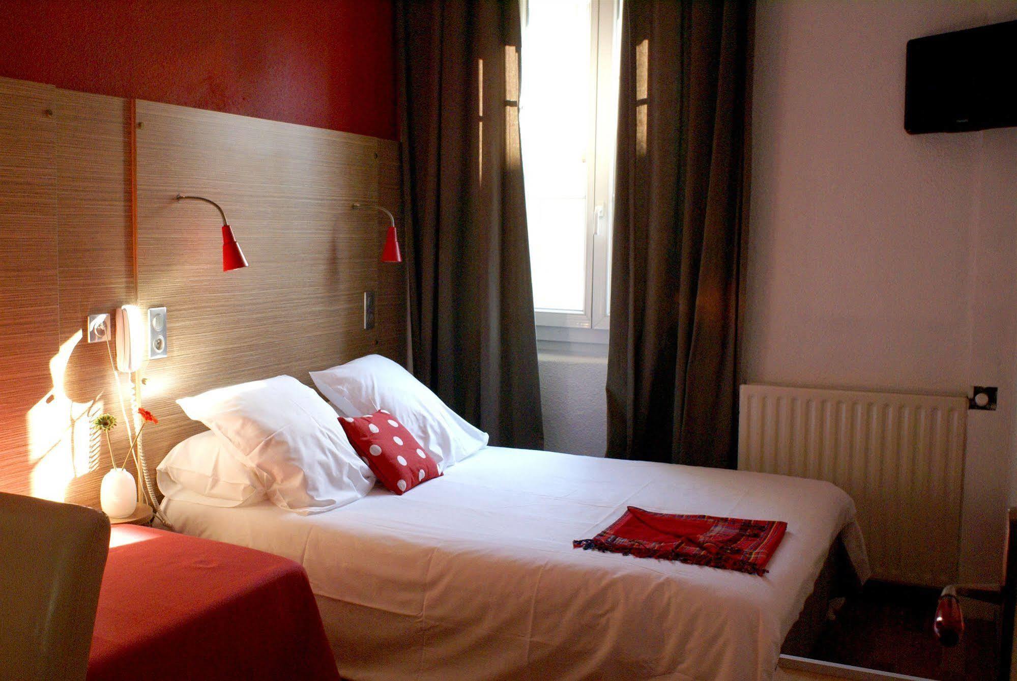 Edmond Rostand Hotel Marseilles