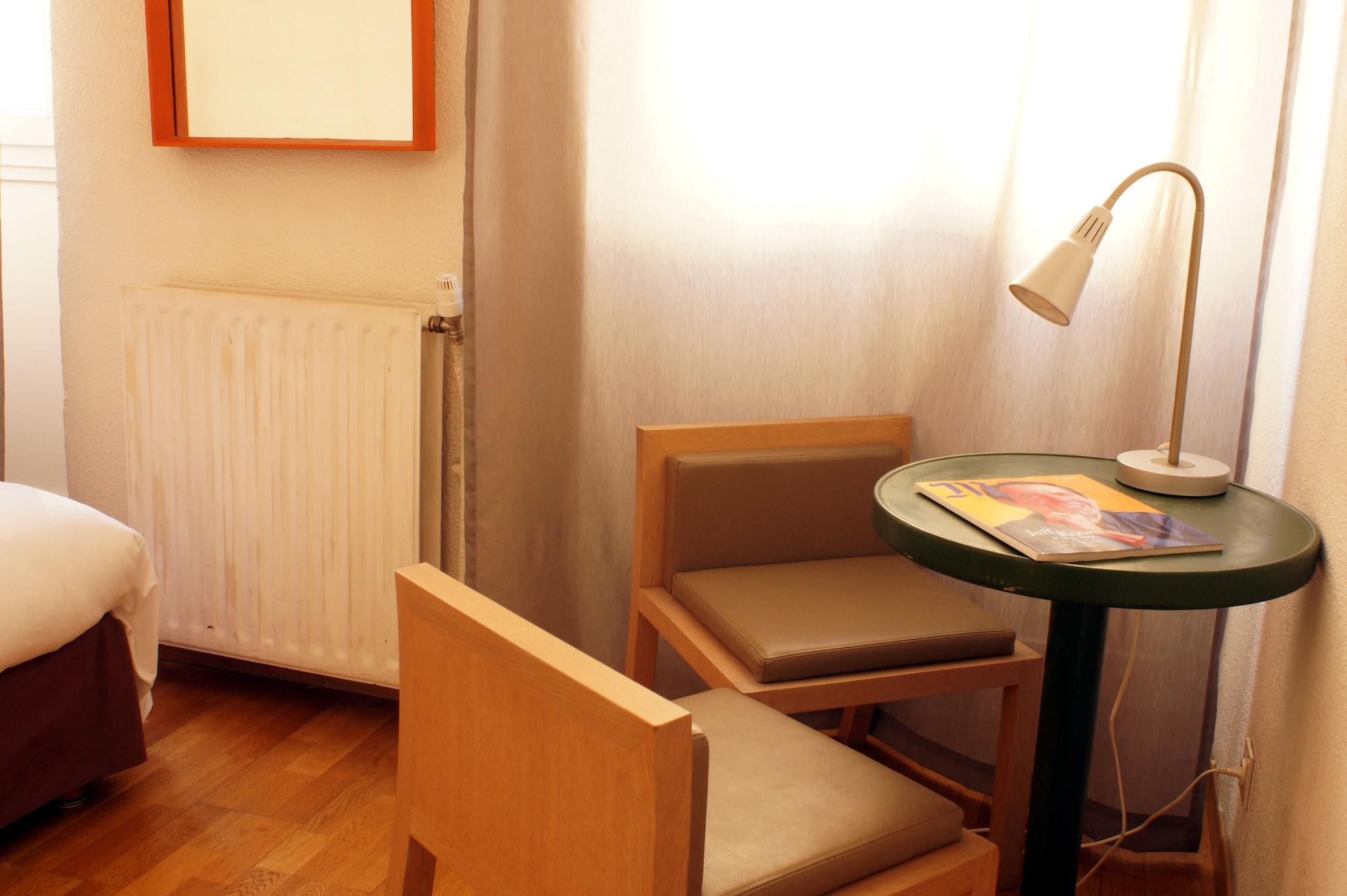 Edmond Rostand Hotel 3*